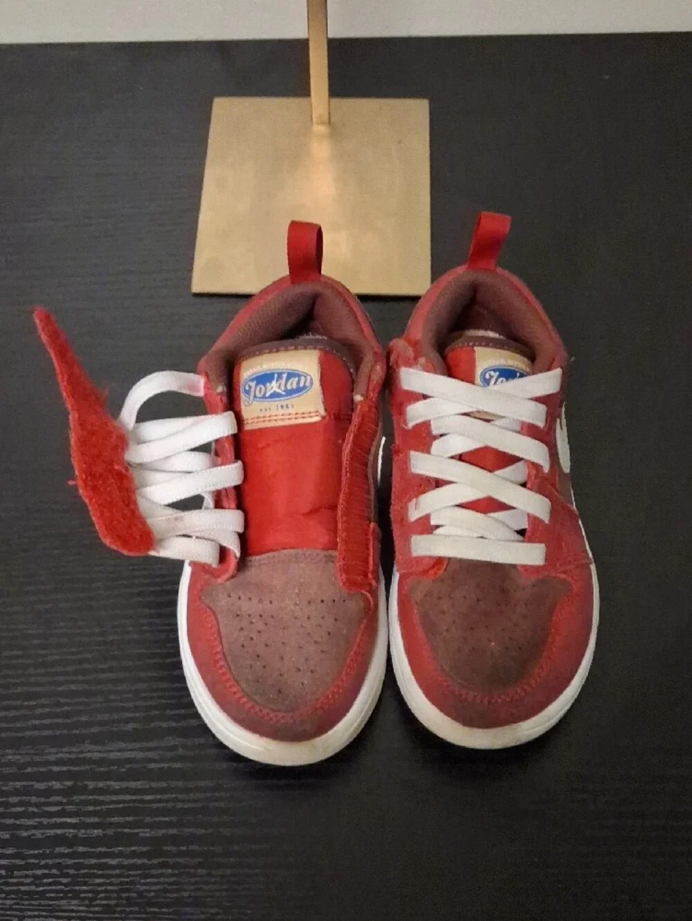 Jorfans  Red and White Suede  Low-Top Sneakers 12C